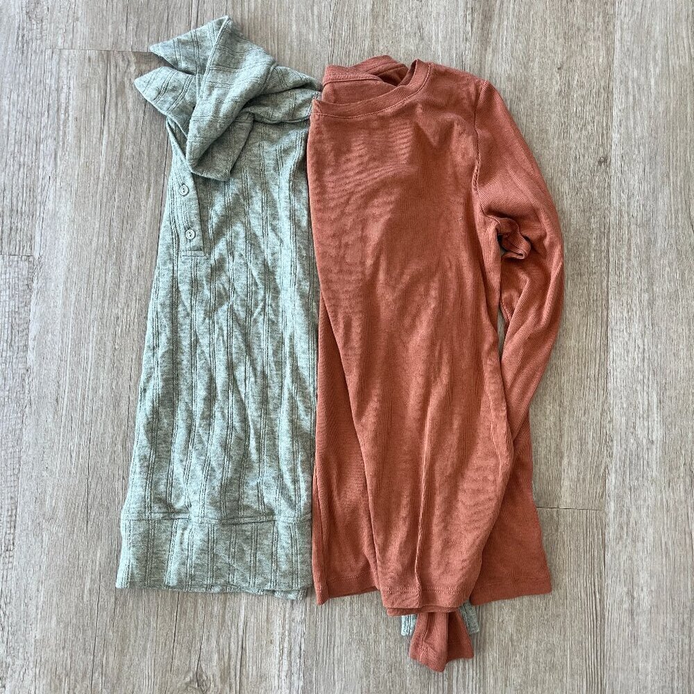 Womens Bundle of 2 Long Sleeve Tops - XS